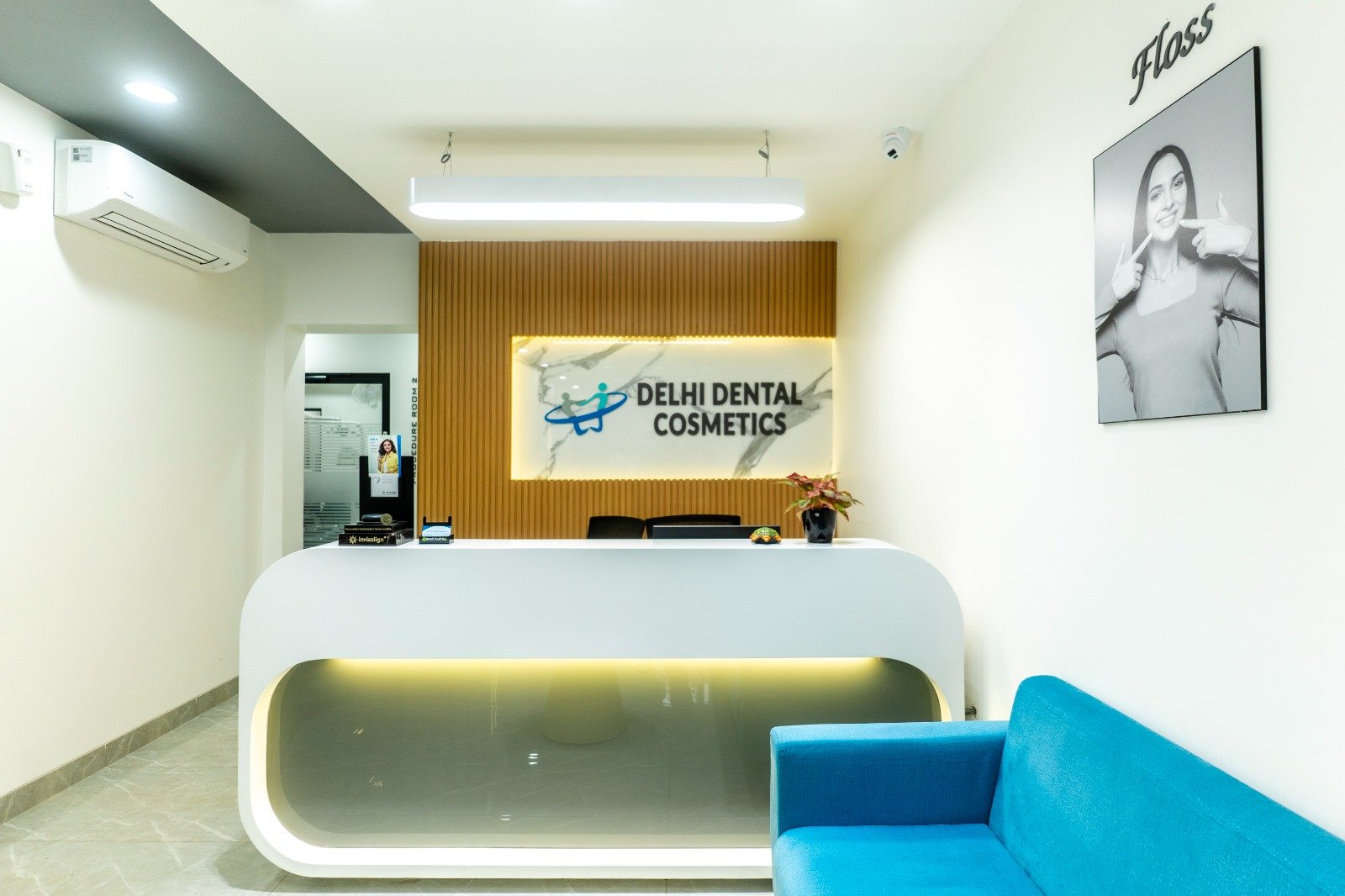 Reception at Delhi Dental Cosmetics